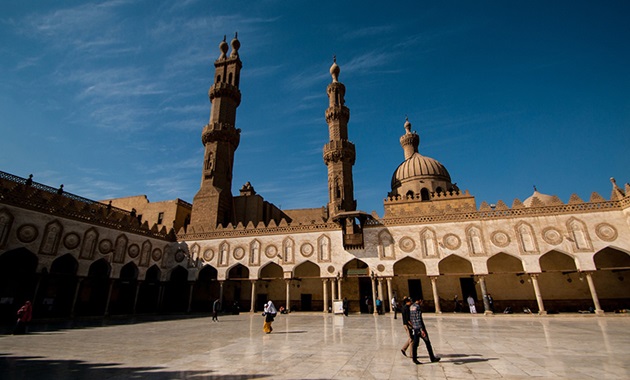 Image of Egyptian buildings