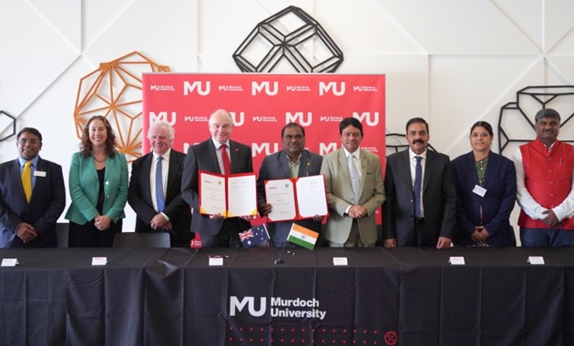 Group photo at signing of Memorandum of Understanding