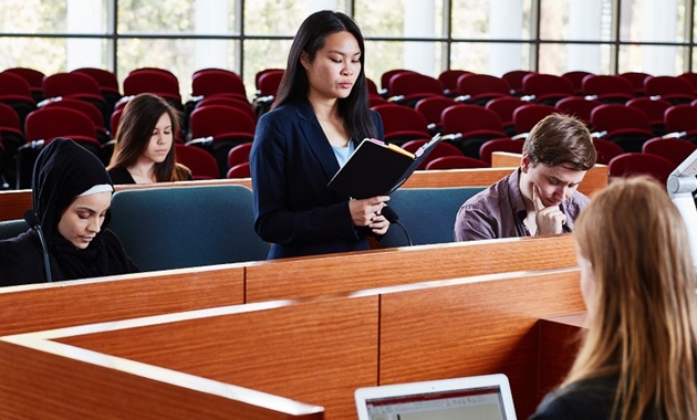 Murdoch Law students in session