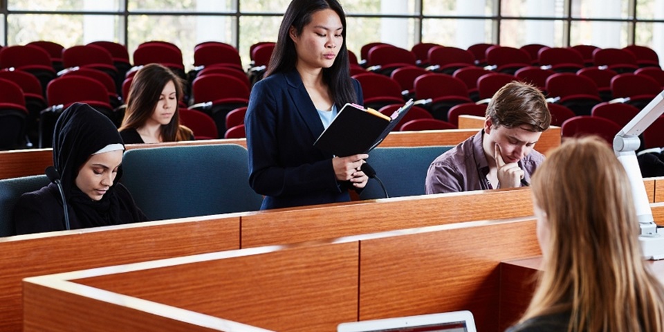 Mooting Court In Session Murdoch Law students in session
