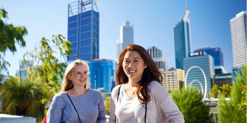 Moving to Perth F Murdoch students in Perth City
