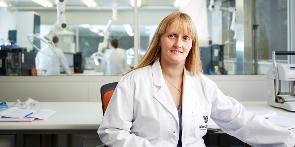 Professor Elaine Holmes in the lab at the ANPC