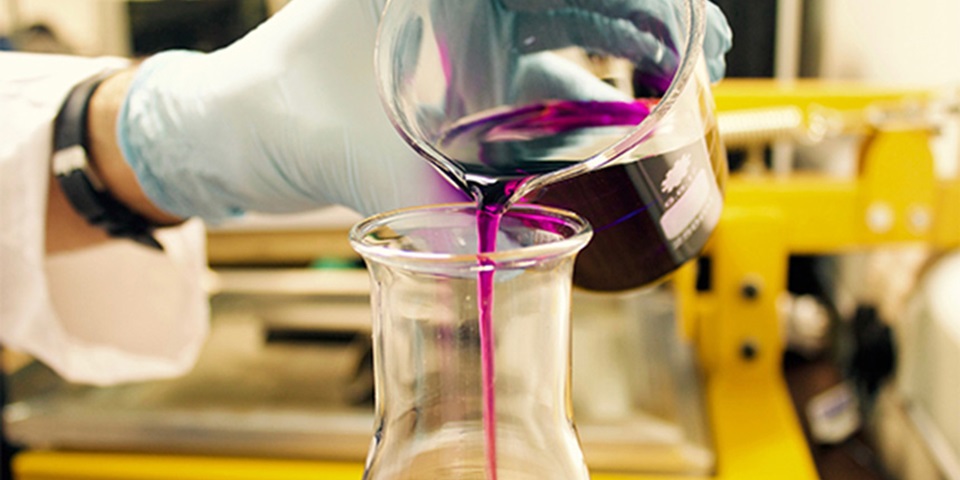 Science quiz 2 Purple beaker pouring