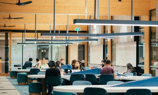 Murdoch Students in the independent study area of Boola Katitijin